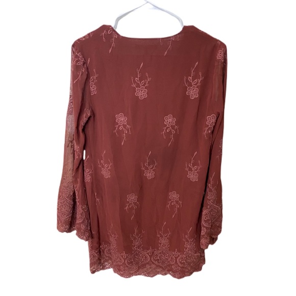 WAYF burgundy embroidered midi dress size small - Picture 3 of 7